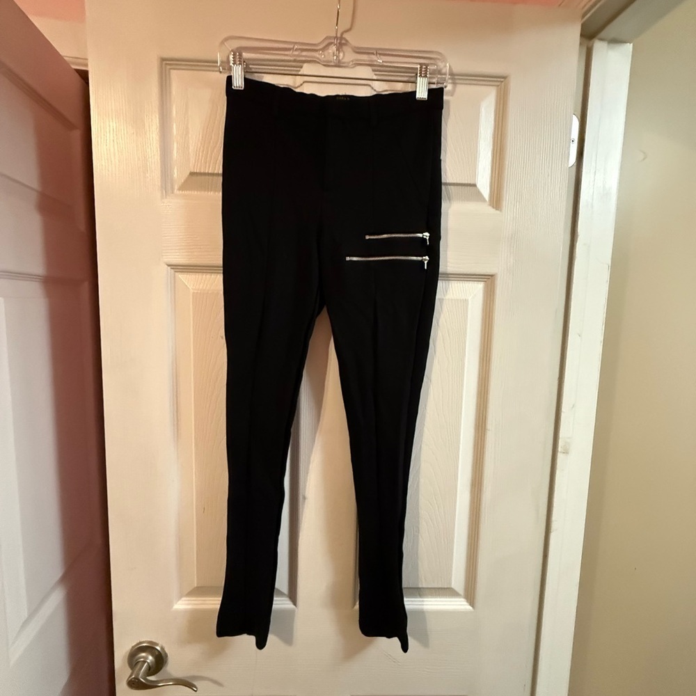 Zara Black Skinny Pants with Zipper Accents